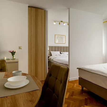 Apartment Rentplanet - Pereca