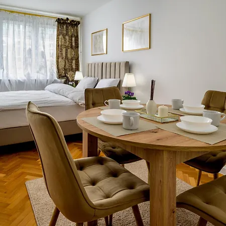 Rentplanet - Pereca Daire Wroclaw