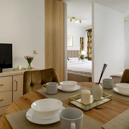 Rentplanet - Pereca Apartment