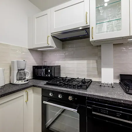 Rentplanet - Pereca Apartment